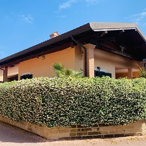 Appartamento Caronni, - Relax E Mare A Due Passi Da Roma, Ostia Antica